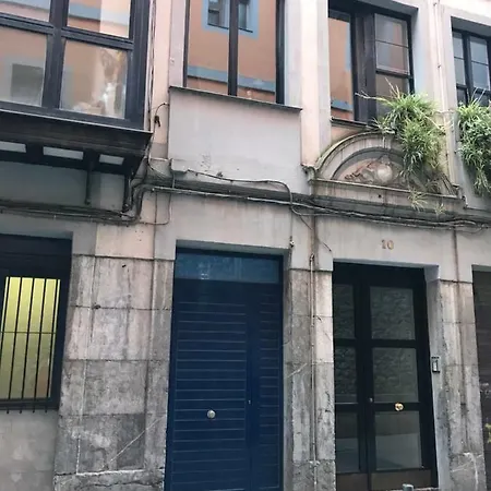 Old Town & River ビルバオ